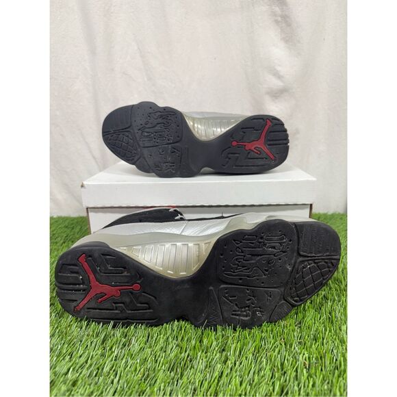 Size 11 - Jordan 9 Johnny Kilroy Grey Red Fire Clean - Picture 5 of 10